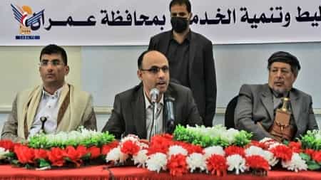 اليمن: جماعة الحوثي تقول انها منعت سفينتي تصدير غاز من دخول ميناء عدن وتصف المطالبين برواتب منها  ب"الحمقى"
