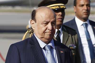 الرياض: الرئيس اليمني يتنحى وسط جهود لإنهاء الحرب