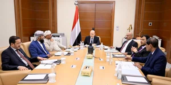 الرياض: المجلس الرئاسي يعقد اجتماعا حول مستجدات الوساطة السعودية العمانية ومسار الاصلاحات الاقتصادية