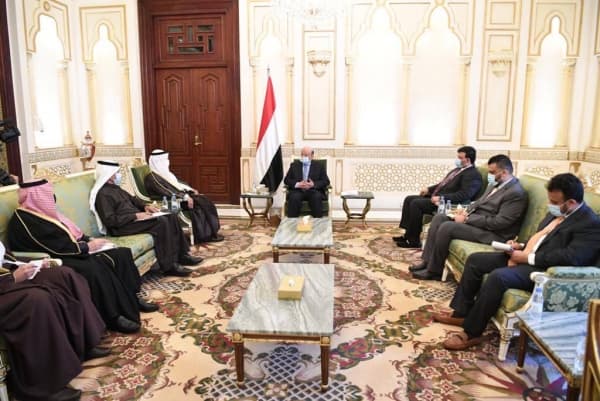 الرئيس اليمني يستقبل وفدا رفيعا من مجلس التعاون الخليجي