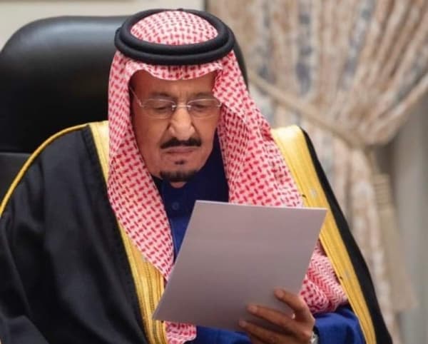 العاهل السعودي يدعو الحوثيين الى الاحتكام لصوت العقل