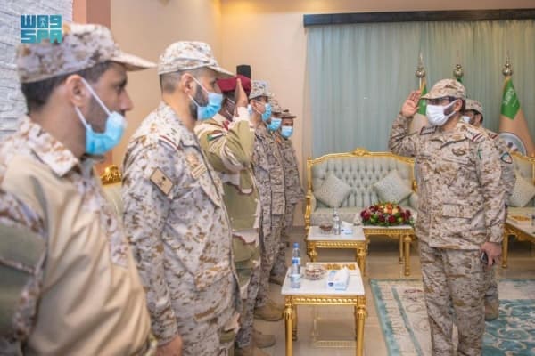 التحالف يستبعد سلاما مع الحوثيين ويستنفر قواته في المنطقة الحدودية