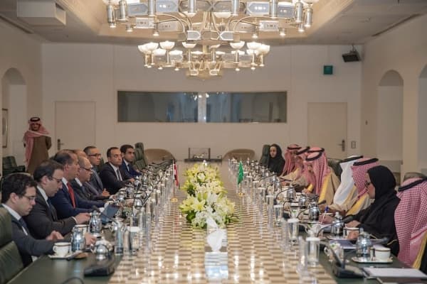 السعودية ومصر تجددان دعمهما للمجلس الرئاسي وجهود تمديد الهدنة في اليمن