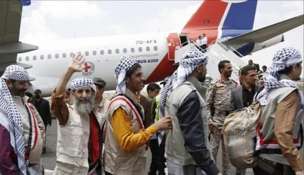 جماعة الحوثيين تتهم الحكومة بعرقلة اتفاق تنفيذ زيارة متبادلة لسجون الطرفين في صنعاء ومأرب