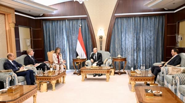 المبعوث الاممي يجتمع بالرئيس العليمي للابقاء على زخم التهدئة وانعاش عملية السلام