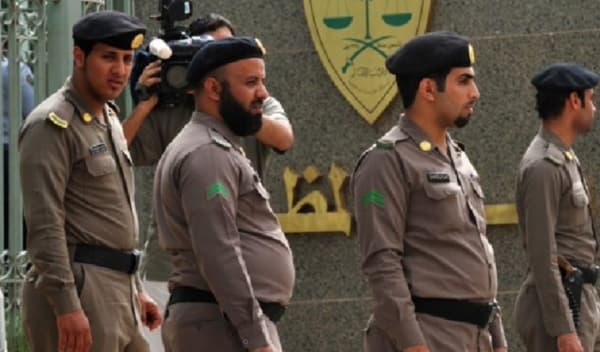 الأمن السعودي يقبض على مقيمين يمنيين بتهمة الاعتداء على باكستانيين