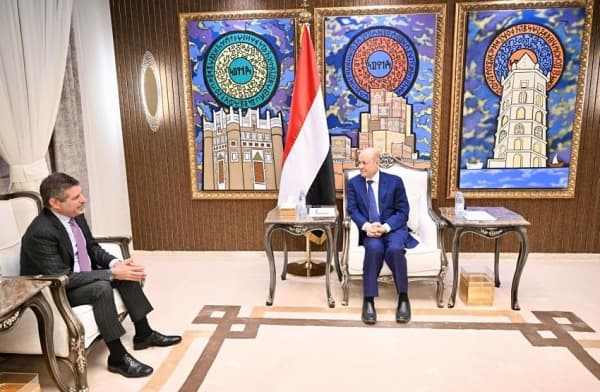 الرئيس العليمي يطلب دعما امريكيا لجهود الاصلاحات الحكومية