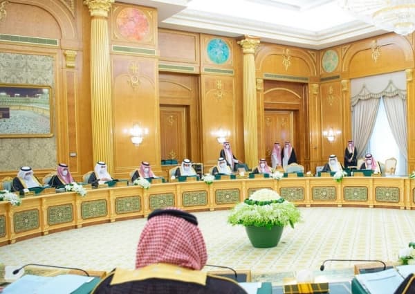 الحكومة السعودية تؤكد دعمها للمشاورات اليمنية وتشيد بدور التحالف في حماية مصادر الطاقة