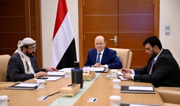 المجلس الرئاسي يحذر من خطورة التصعيد الحوثي وتداعياته المدمرة على السلم والأمن الدوليين