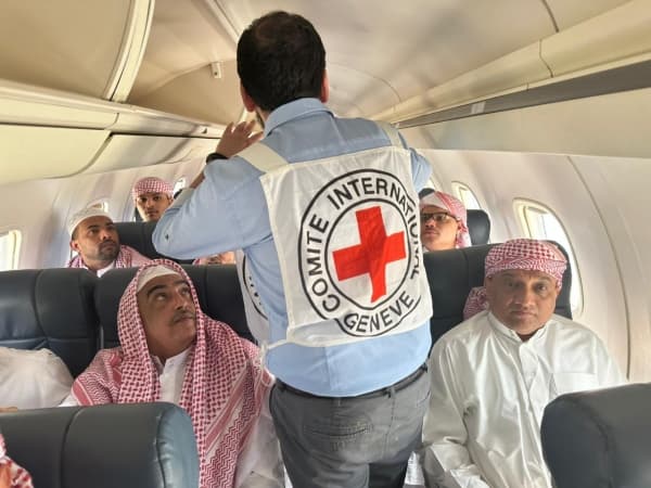 التحالف يتهم جماعة الحوثيين بالانتقائية وممارسة العنصرية مع عناصرها في ملف تبادل المحتجزين